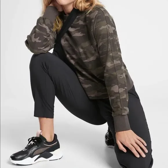 ATHLETA Women Farallon Crew Long Sleeves Sweatshirt Camo​​​ - Picture 4 of 9